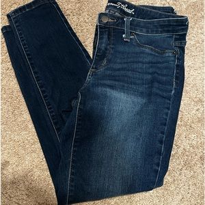 Universal thread jeggings